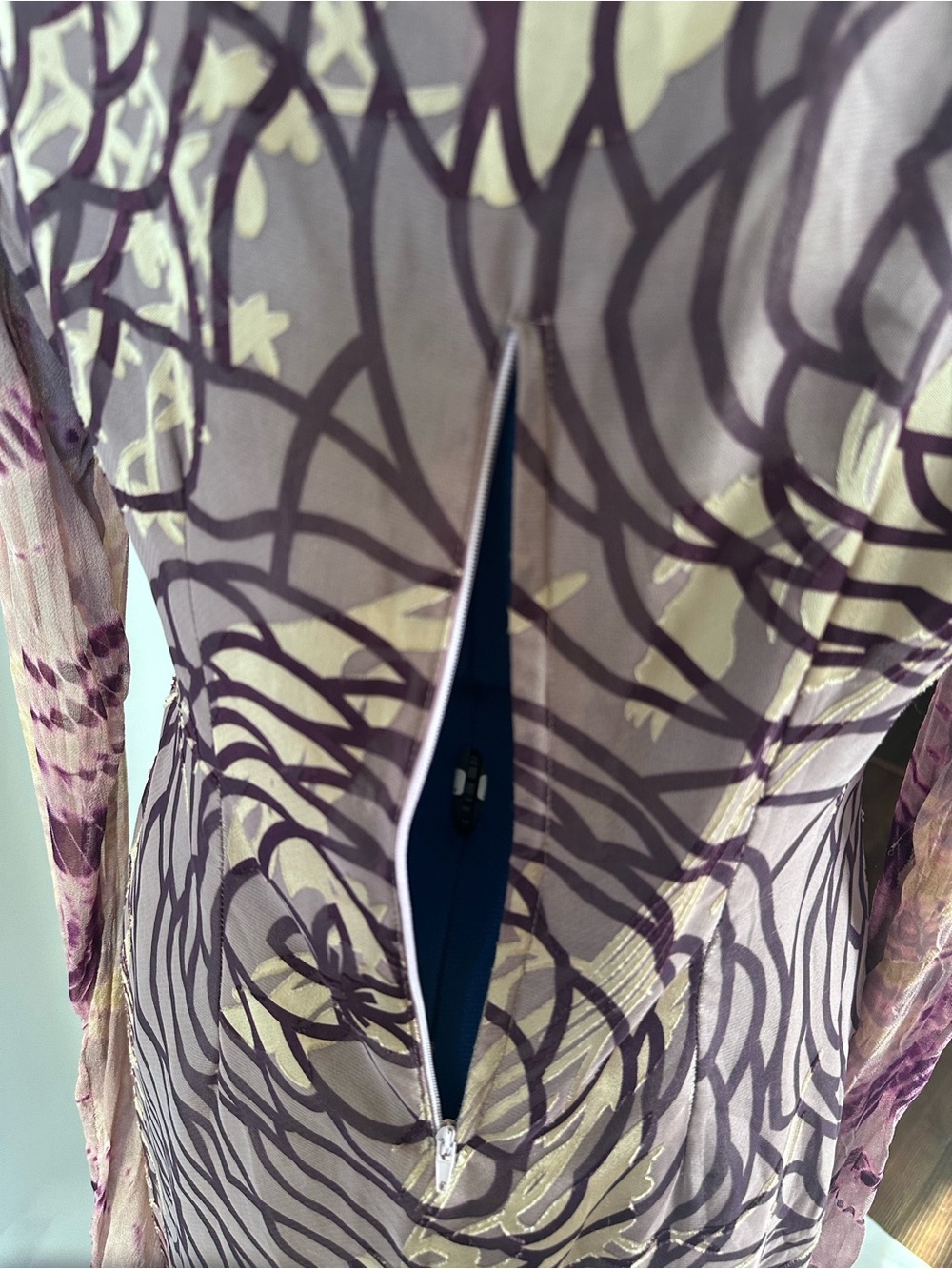 Vintage Floral Silk Long-Sleeve Dress in Mauve - Picture 7 of 11